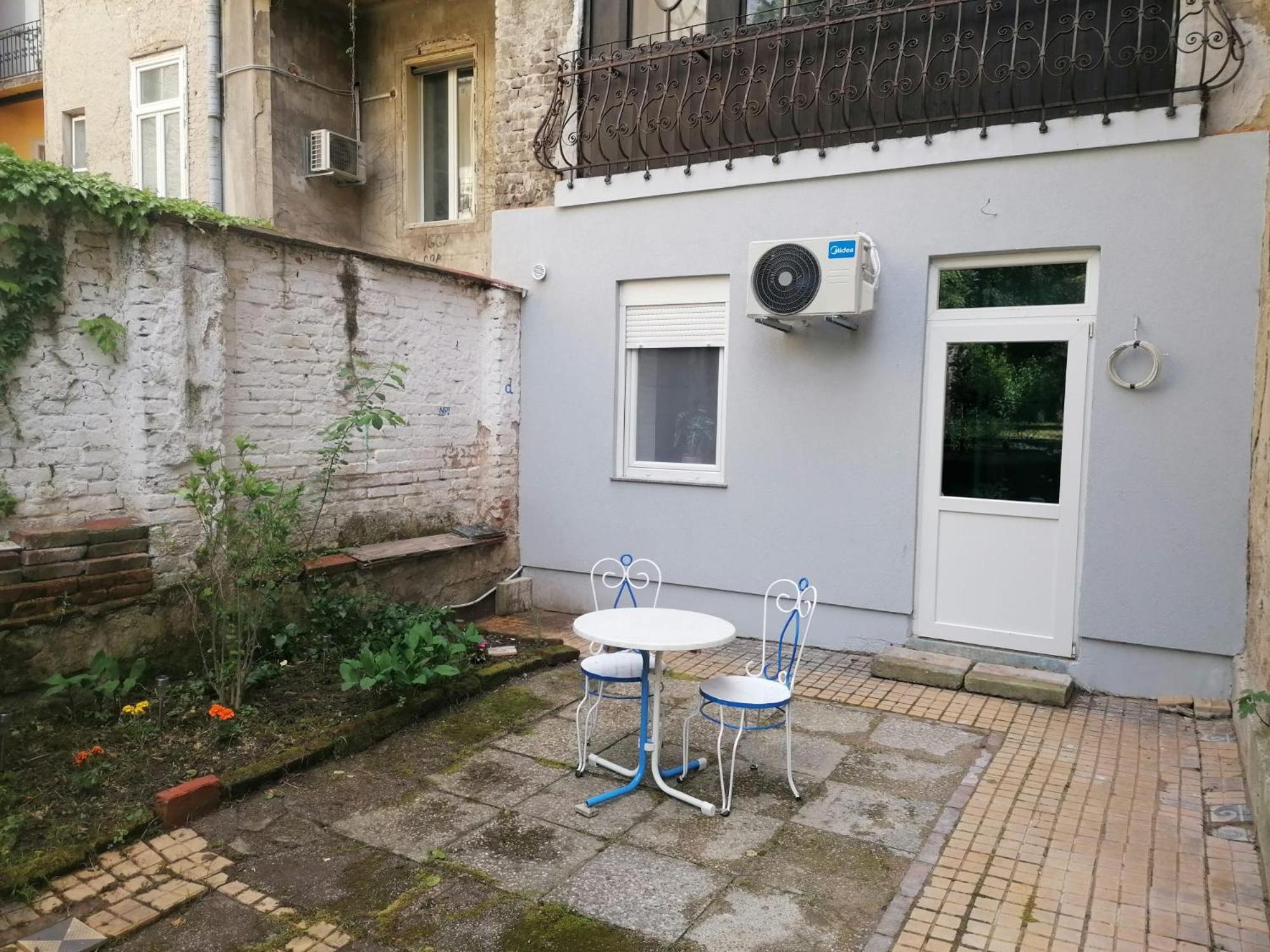 Zagreb 2 Botanical Garden Budget Apartment Eksteriør billede