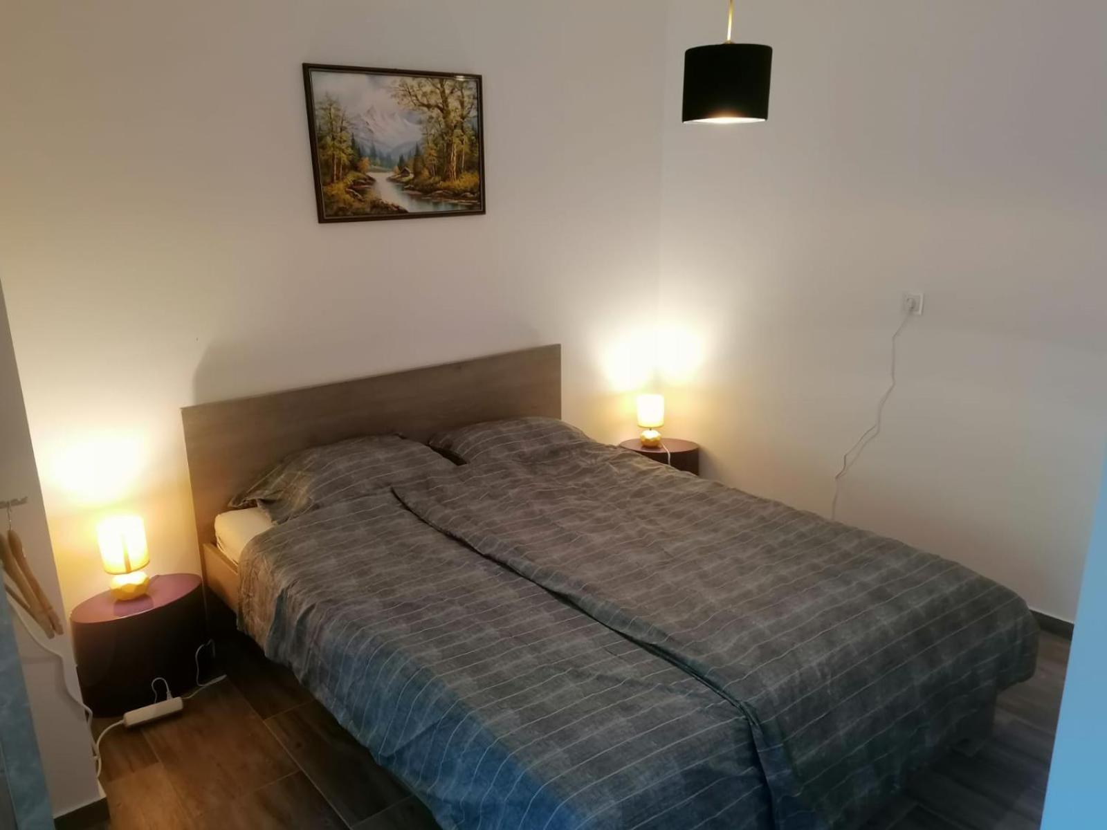 Zagreb 2 Botanical Garden Budget Apartment Eksteriør billede