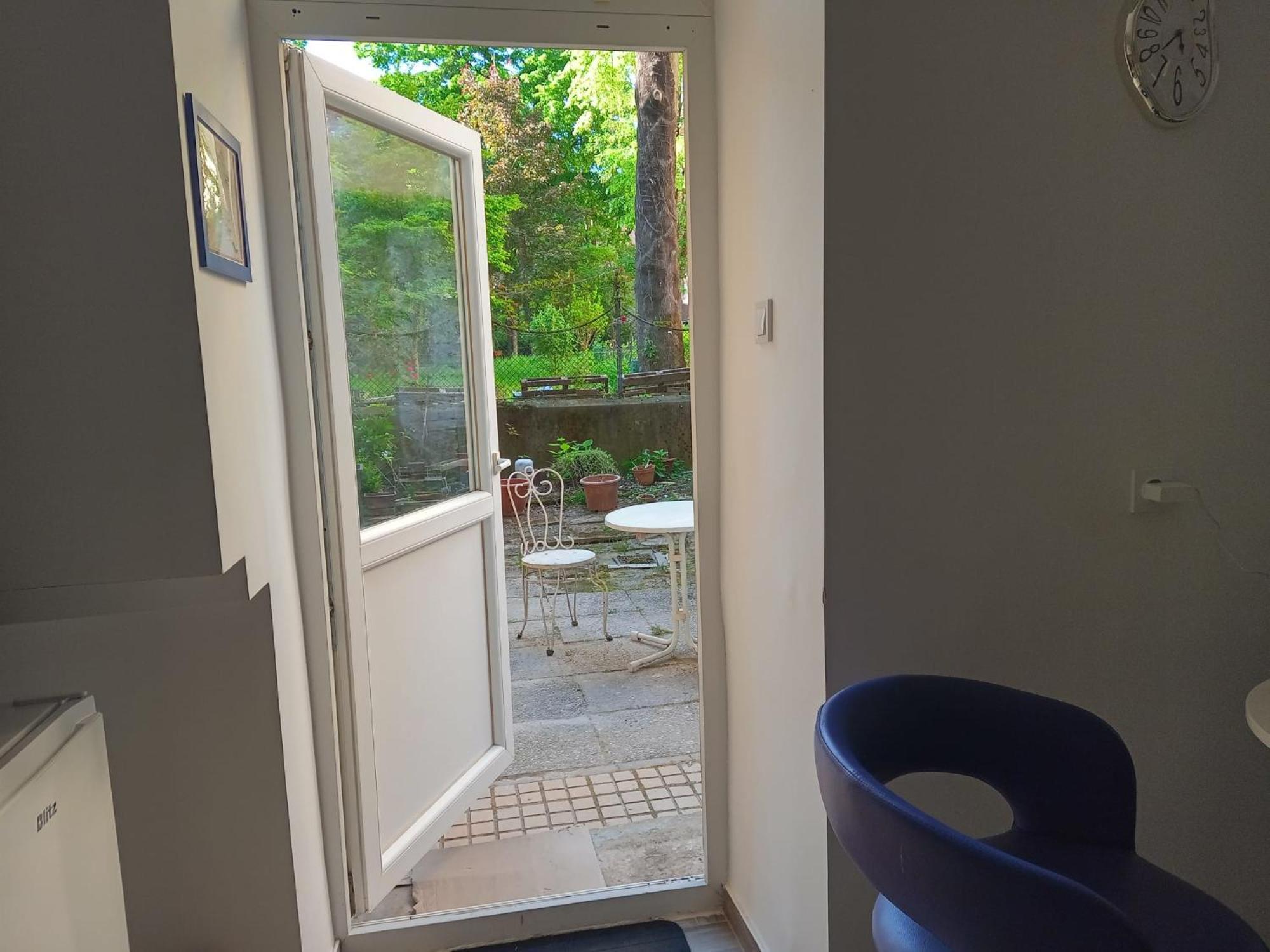 Zagreb 2 Botanical Garden Budget Apartment Eksteriør billede